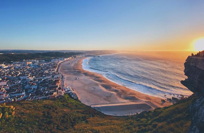 Appartamento Ocean Getaway - Private Parking And Sea View Nazaré Esterno foto
